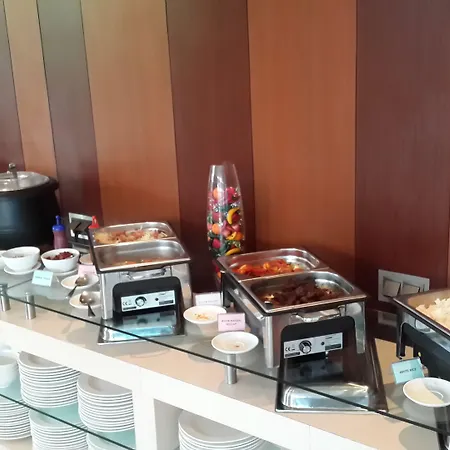 V Hotel Tebet-3